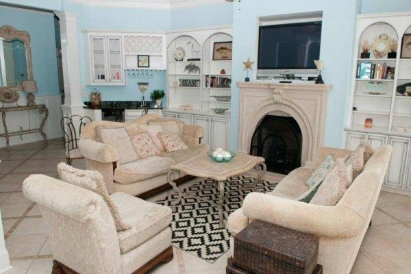 [Image: 1 Tickled Pink: 8 BR / 10.5 BA Single Family in Emerald Isle, Sleeps 16]