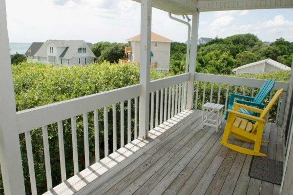 [Image: Dancing Barefoot: 3 BR / 3 BA Single Family in Emerald Isle, Sleeps 6]