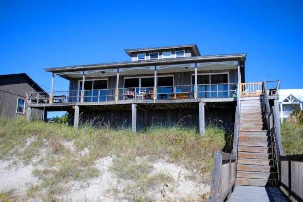 [Image: Oceanfront Cottage--8/24-9/7 Discount--Late Cancellation]