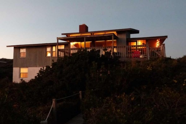 [Image: Ocean Front Pine Knoll Shores Heckman House-Sleeps 14]