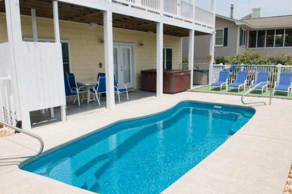 [Image: Carolina Sands: 6 BR / 6 BA Single Family in Emerald Isle, Sleeps 12]