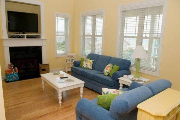 [Image: Carolina Sands: 6 BR / 6 BA Single Family in Emerald Isle, Sleeps 12]