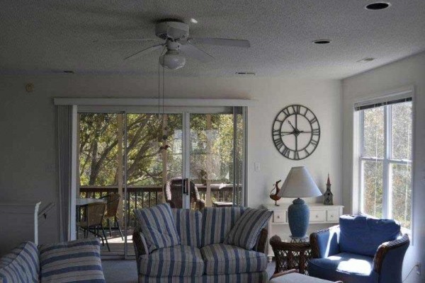 [Image: Seas the Day: 3 BR / 2.5 BA Single Family in Emerald Isle, Sleeps 6]