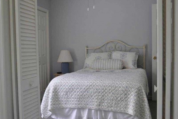 [Image: Seas the Day: 3 BR / 2.5 BA Single Family in Emerald Isle, Sleeps 6]