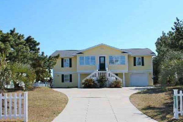 [Image: The Oar House...Oceanfront at the Point!]