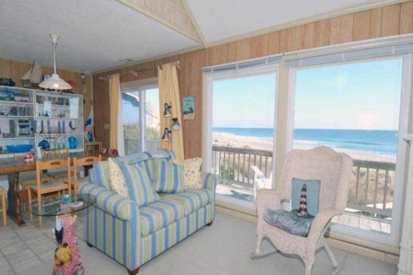 [Image: Spacious Ocean Front Home with Direct Beach Access, Gorgeous Views!]