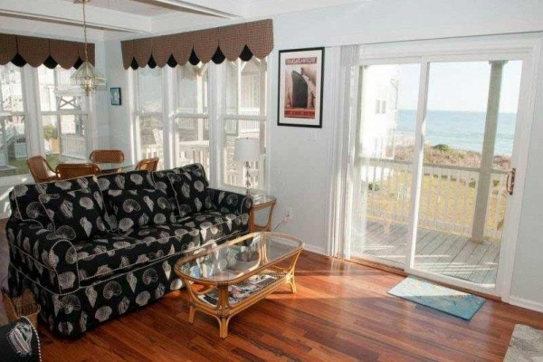 [Image: Beautiful Oceanfront Condo - Weeks of June 8th or 15th Now $1250]