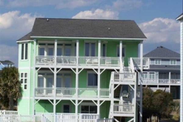 [Image: Large Oceanfront W/Pool in Spinnaker's Reach. *Labor Day Week Open*]