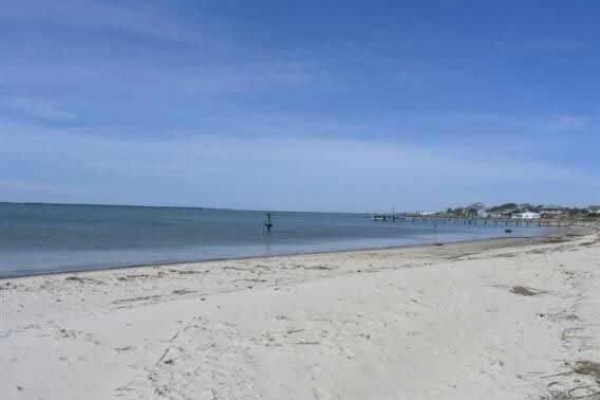 [Image: Waterfront, Sandy Beach, Private Dock]