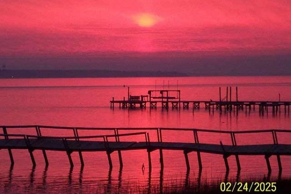 [Image: Best Sunset Views Over Bogue Sound]
