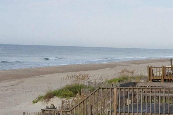 [Image: Direct Oceanfront Home! August 10 Week Back to School Reduced $800]