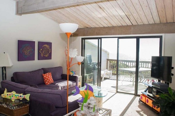[Image: Professionally Decorated, 3BR Oceanfront Condo,Spacious Decking with Views!]