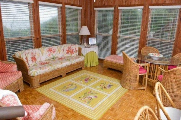 [Image: The Whippoorwill: 5 BR / 4 BA Single Family in Pine Knoll Shores, Sleeps 10]