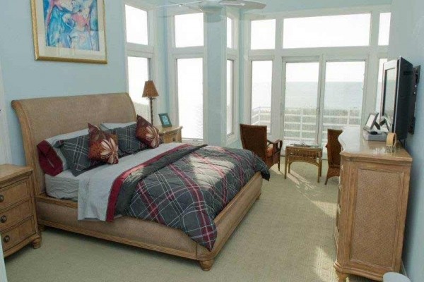 [Image: Aqua by the Sea: 5 BR / 7 BA Single Family in Indian Beach, Sleeps 10]