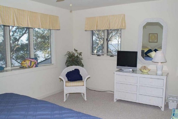 [Image: Soundfront Condo with Great Views of Bogue Sound!]