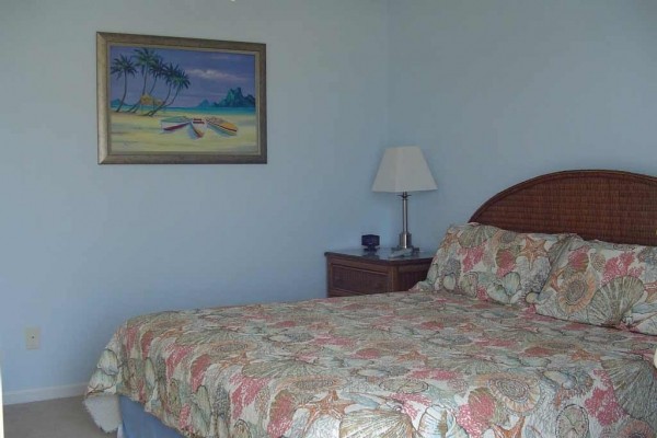 [Image: Direct Oceanfront - wk of 8/10 Reduced $250 - Steps Away from Beach and Pool]