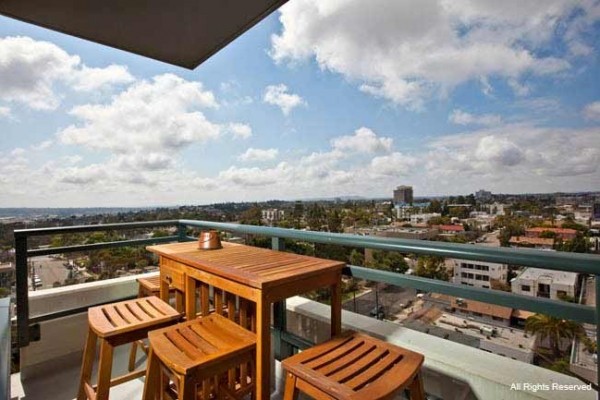 [Image: Views! Uptown/Bankers Hill~Steps to Balboa Park/Zoo/Hillcrest!]