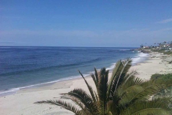 [Image: La Jolla Cape Cod Style Beauty 300yds Fr the Beach]