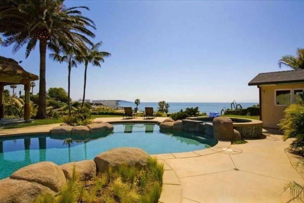 [Image: Amazing Beach Property !!! Ocean Front La Jolla &amp; Pb!!]