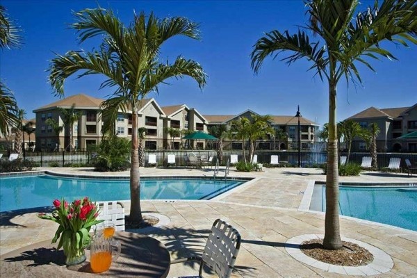 [Image: Resort Style Community- Perfect for Vacation or Business Stay!]