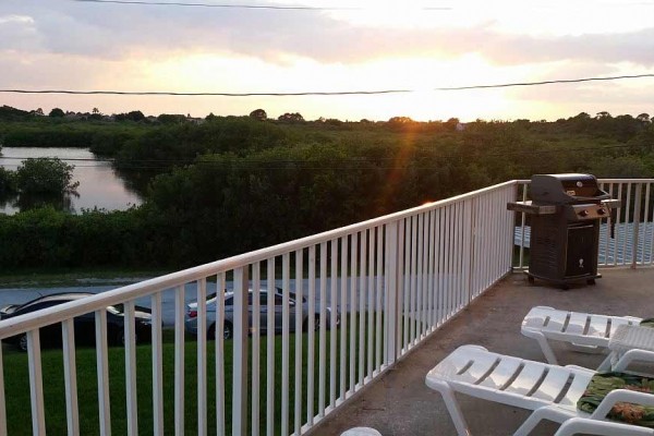 [Image: Tropical Private Waterfront Tiki Pool Kayaking Canoeing Fishing,Stunning Sunsets]