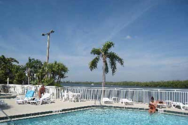 [Image: Wonderful Waterfront 2b.1,5b. Home, Private Beach, Bahia Beach,Tampa Bay]