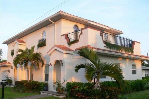 [Image: Walk Barefoot to the Beach! Beautiful 3 Bdrm 3 Bath Private Home on Sunset Bch]