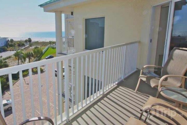 [Image: Beachfront Resort. Corner Unit with Double Balconies.]
