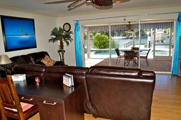 [Image: Dolphin Home - Beautiful Water Front Pool Home with Fishing Dock!]