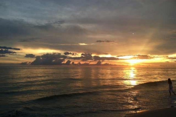 [Image: Beautiful Sunset on the Beach.]