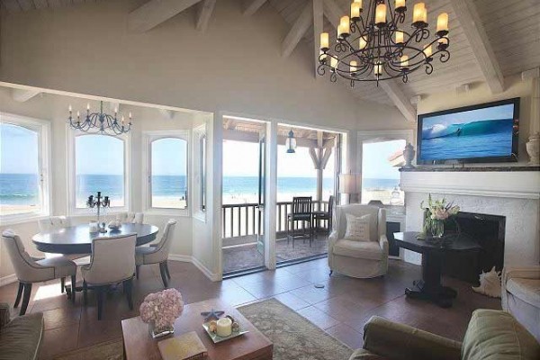 [Image: Dazzling Beach Front Single Family Home (68354)]