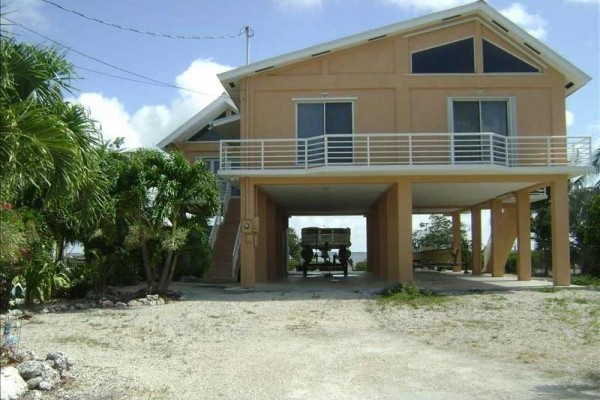 [Image: Stay Here in Beautiful Bayfront Home in Paradise]