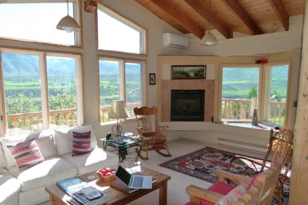 [Image: Beautiful Mountain Home, South Facing Views, Large Deck Lots of Sunlight]