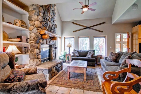 [Image: Expansive Former Chalet with Private Theater, Game Room, Hot Tub, and Gazebo: Grand View Lodge]