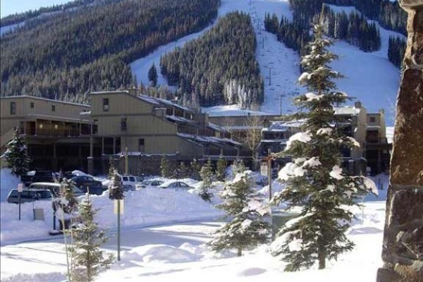 [Image: Great for Weddings! Walk Out Unit &amp; Great Ski Area &amp; Mtn. Views! Ski in/Out]