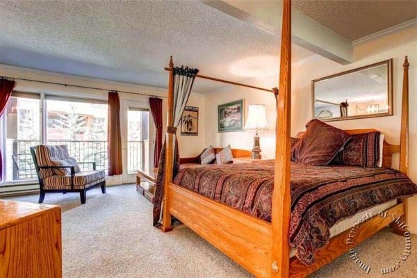 [Image: This Location CanâT Be Beat! Cozy Condo in the Heart of Downtown Breckenridge]