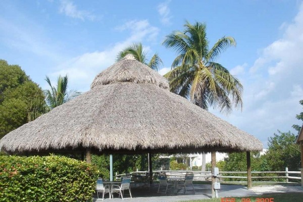 [Image: Luxury Ocean Front Condo in Key Largo]