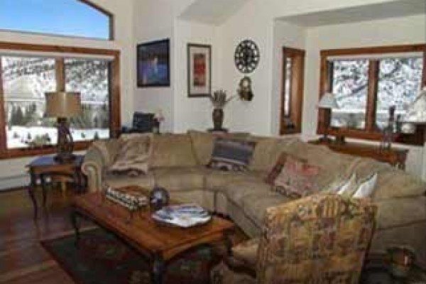 [Image: Beaver Creek/Arrowhead Luxury Designers Home]